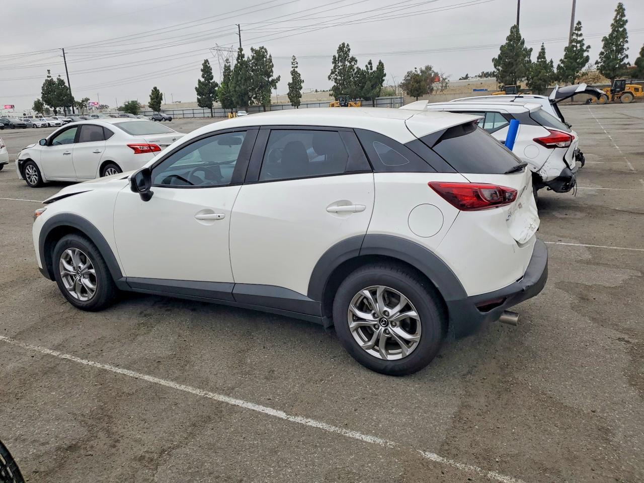2019 Mazda Cx-3 Sport - Image 2