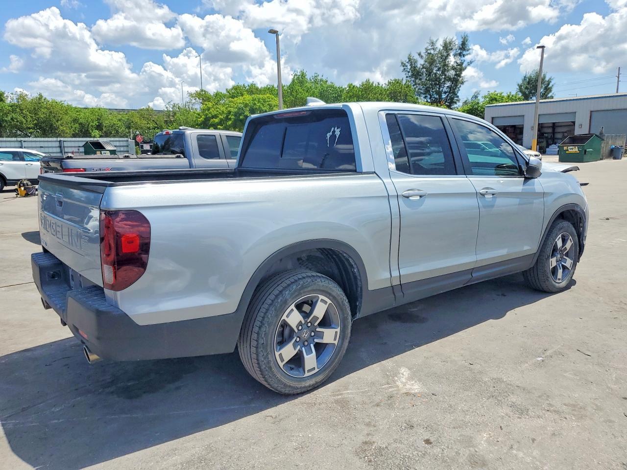 2025 Honda Ridgeline Rtl - Image 3