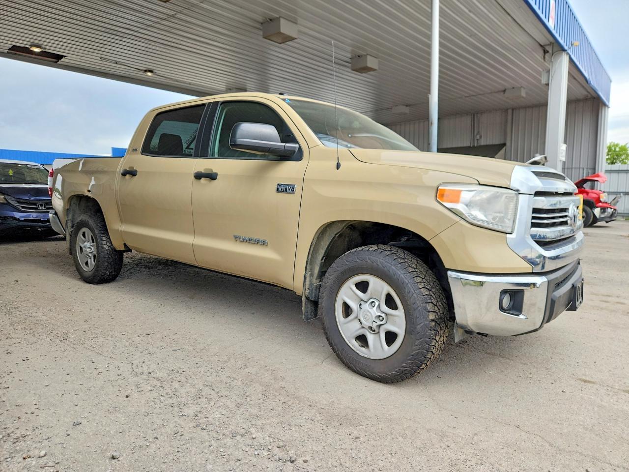 2017 Toyota Tundra Sr5 - Image 4