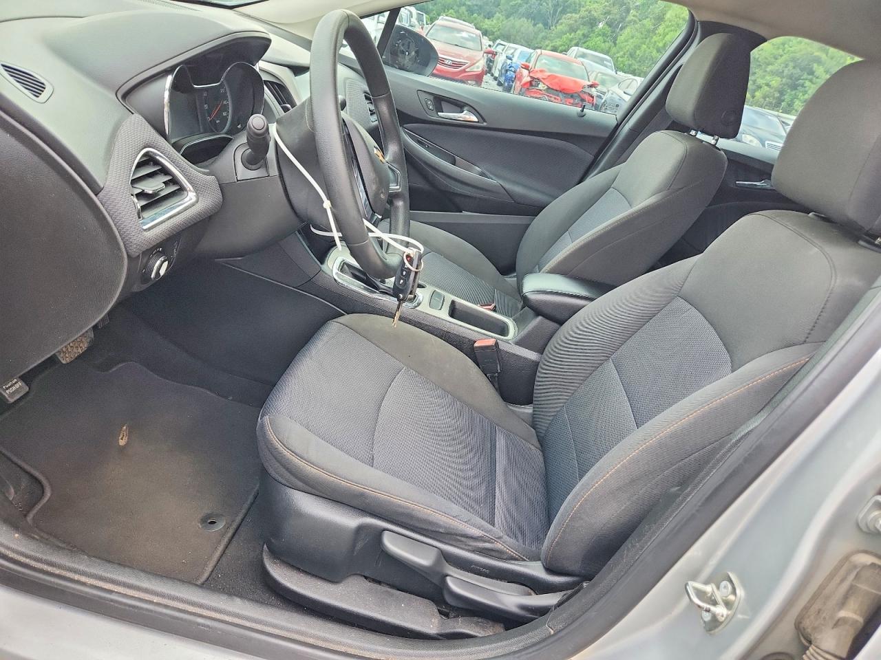2018 Chevrolet Cruze Ls - Фото 7