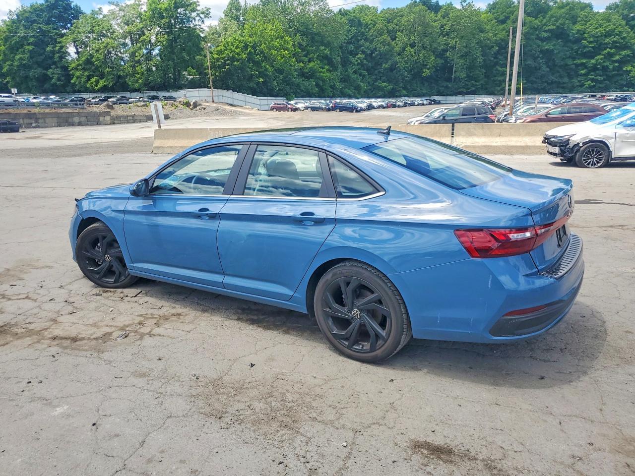 2025 Volkswagen Jetta Se - Image 2