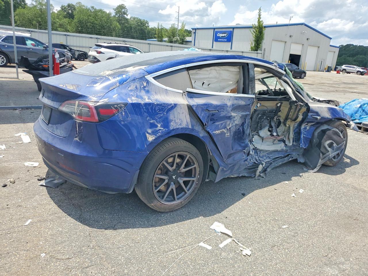 2019 Tesla Model 3 - Image 3