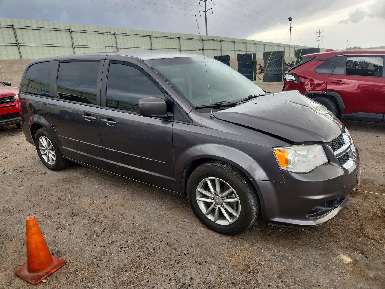 2016 Dodge Grand Caravan Se - Image 4