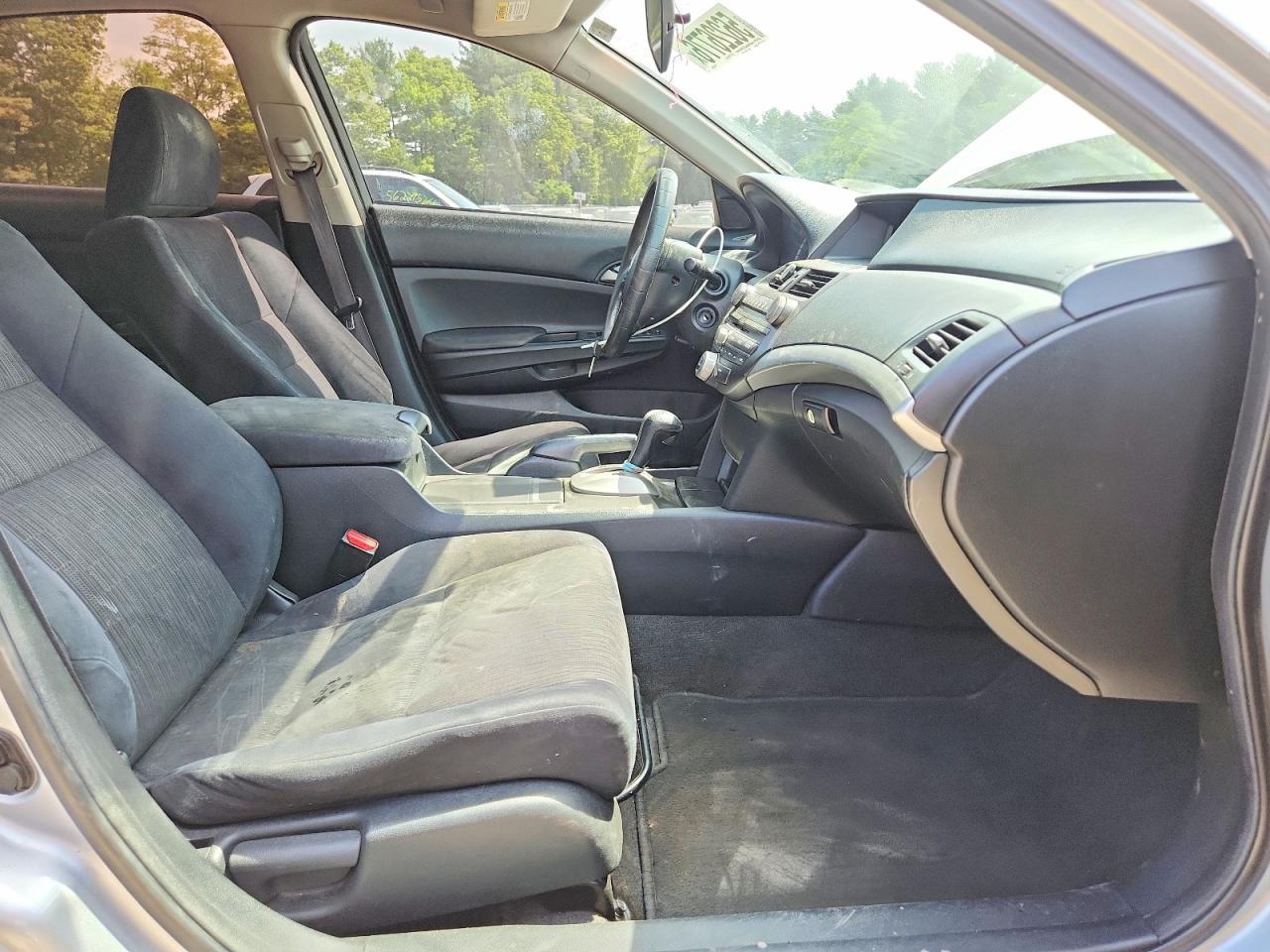2012 Honda Accord Lx - Image 7