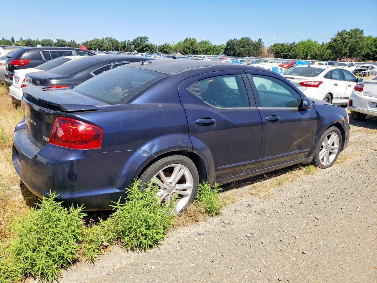 2012 Dodge Avenger Sxt - Фото 3
