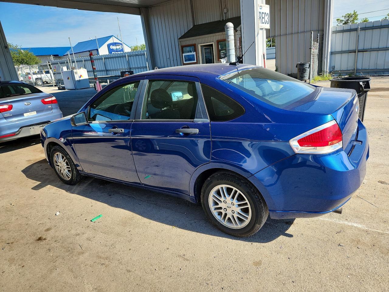 2009 Ford Focus Se - Фото 2