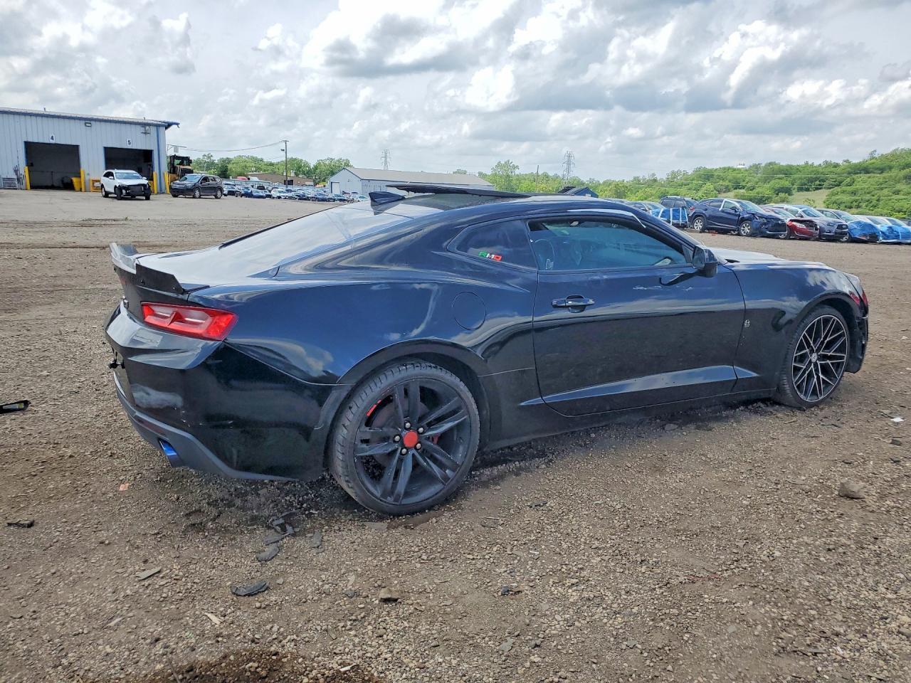 2016 Chevrolet Camaro Lt - Image 3