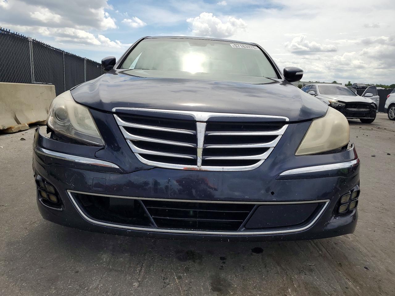2012 Hyundai Genesis 3.8L V6 - Image 5