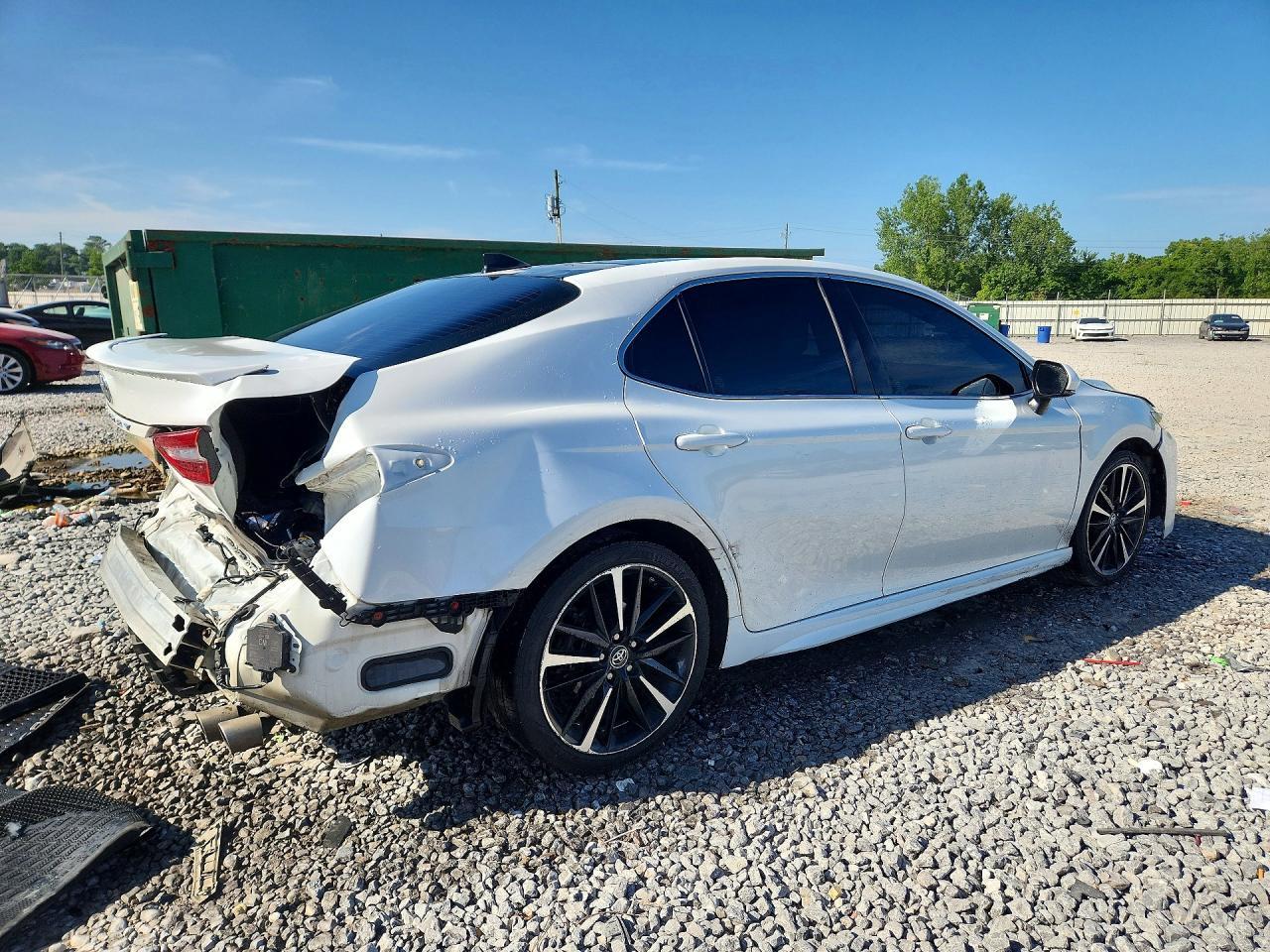 2018 Toyota Camry Xse V6 - Фото 3