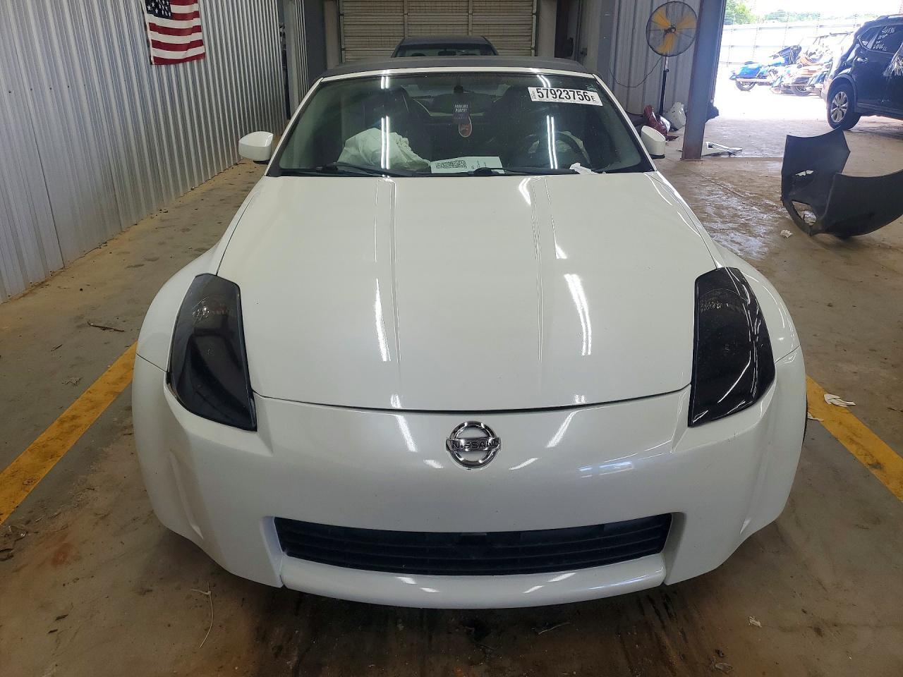 2004 Nissan 350Z - Image 5