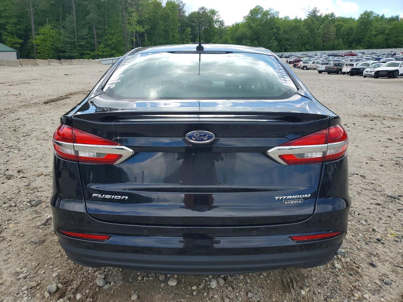 2020 Ford Fusion Titanium - Фото 6