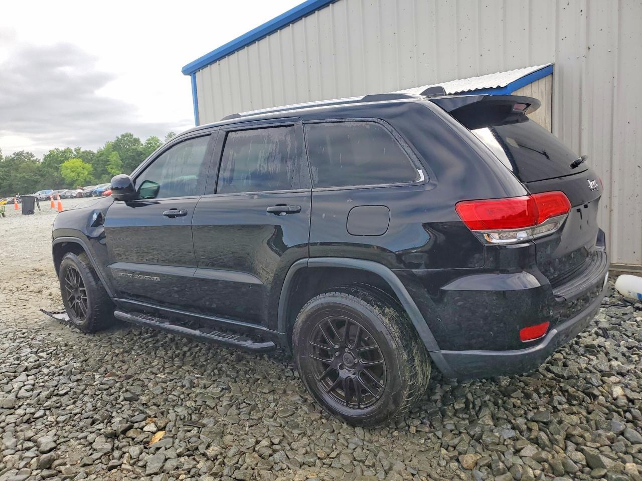 2018 Jeep Grand Cherokee Laredo - Фото 2