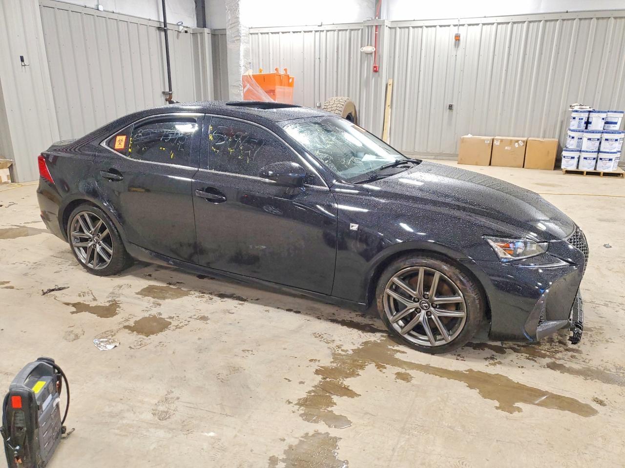 2019 Lexus Is 300 - Фото 4