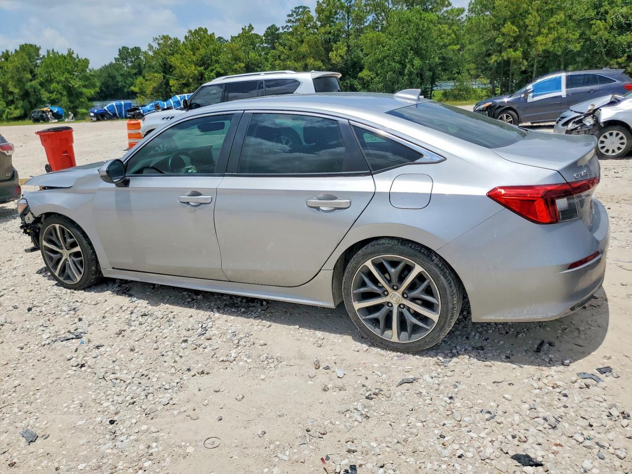 2022 Honda Civic Touring - Image 2
