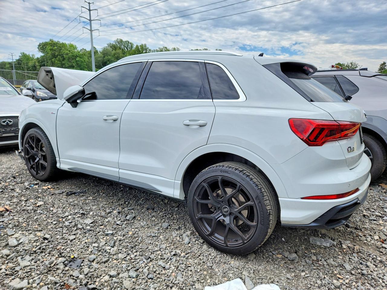 2021 Audi Q3 Premium S Line 45 - Фото 2