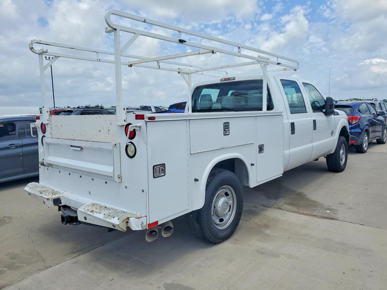 2014 Ford F250 Super Duty - Фото 3