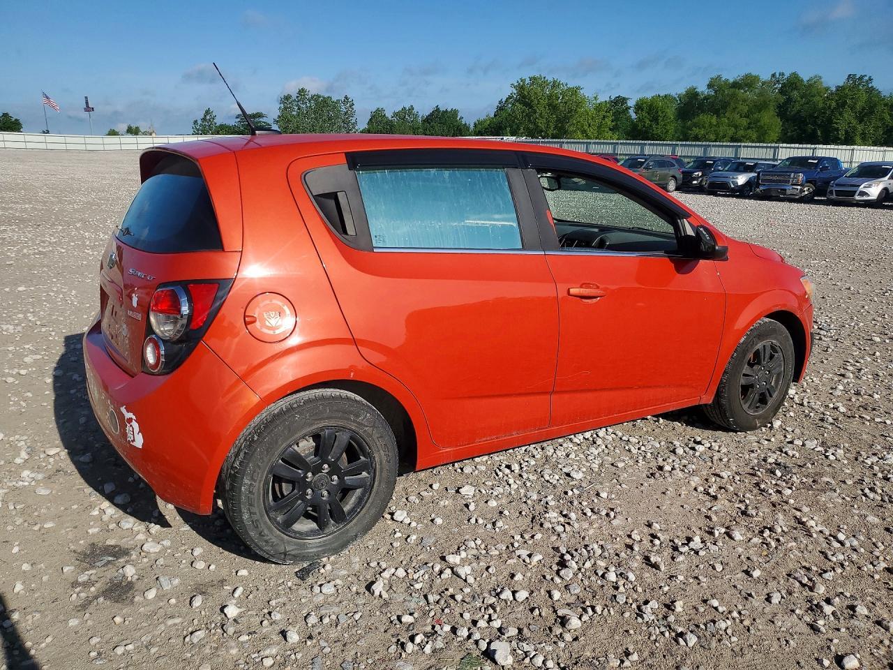 2013 Chevrolet Sonic Lt - Фото 3