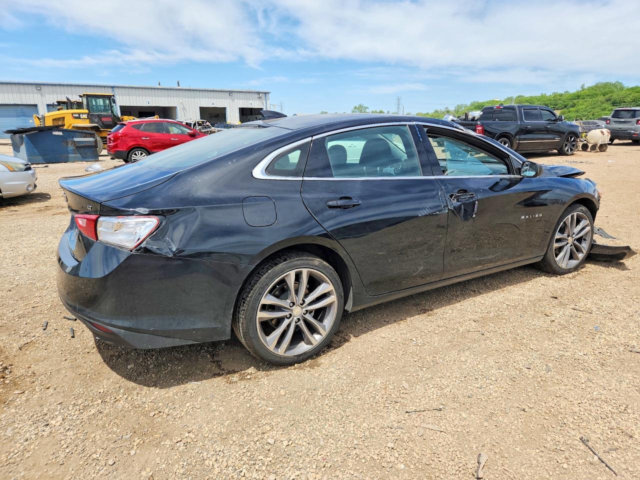 2023 Chevrolet Malibu Lt - Фото 3