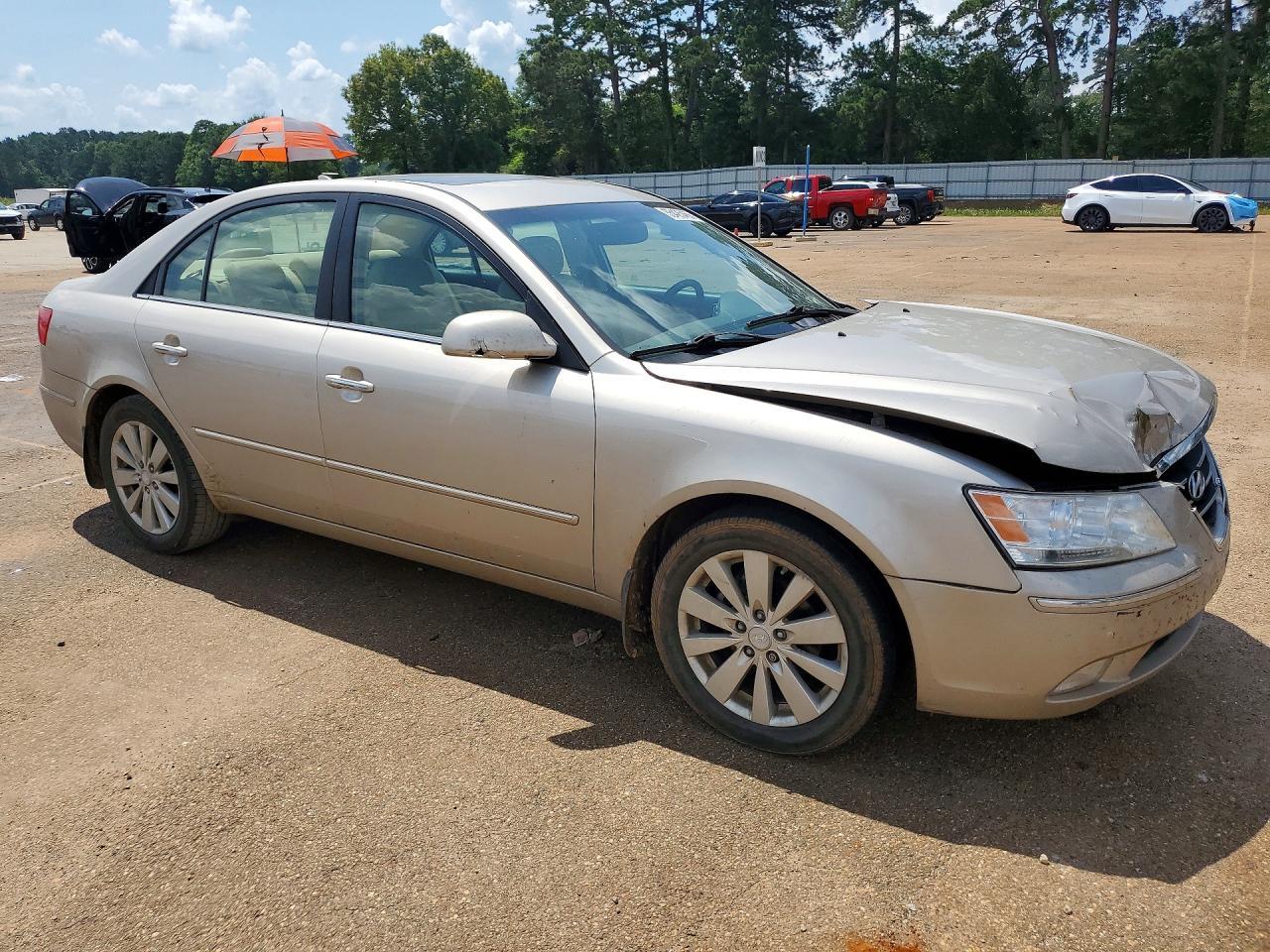 2009 Hyundai Sonata Limited - Image 4