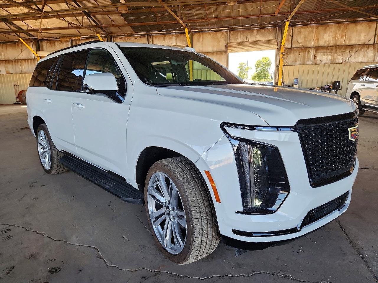 2025 Cadillac Escalade Sport - Фото 4