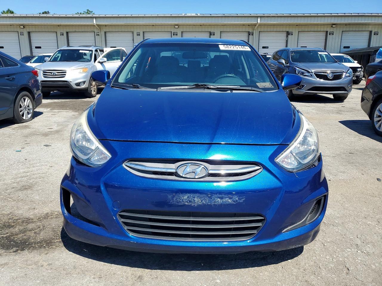 2016 Hyundai Accent - Фото 5