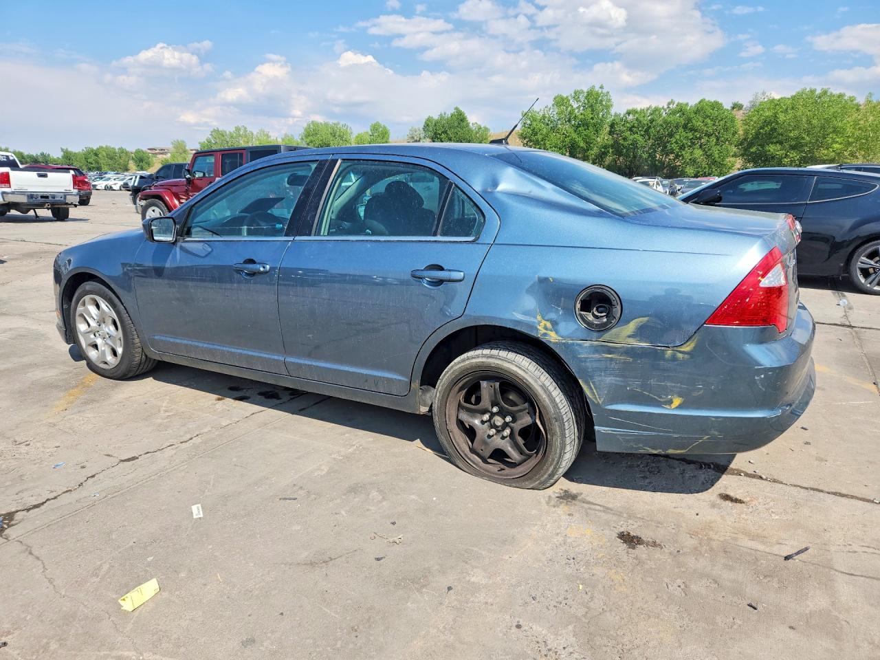 2011 Ford Fusion - Фото 2