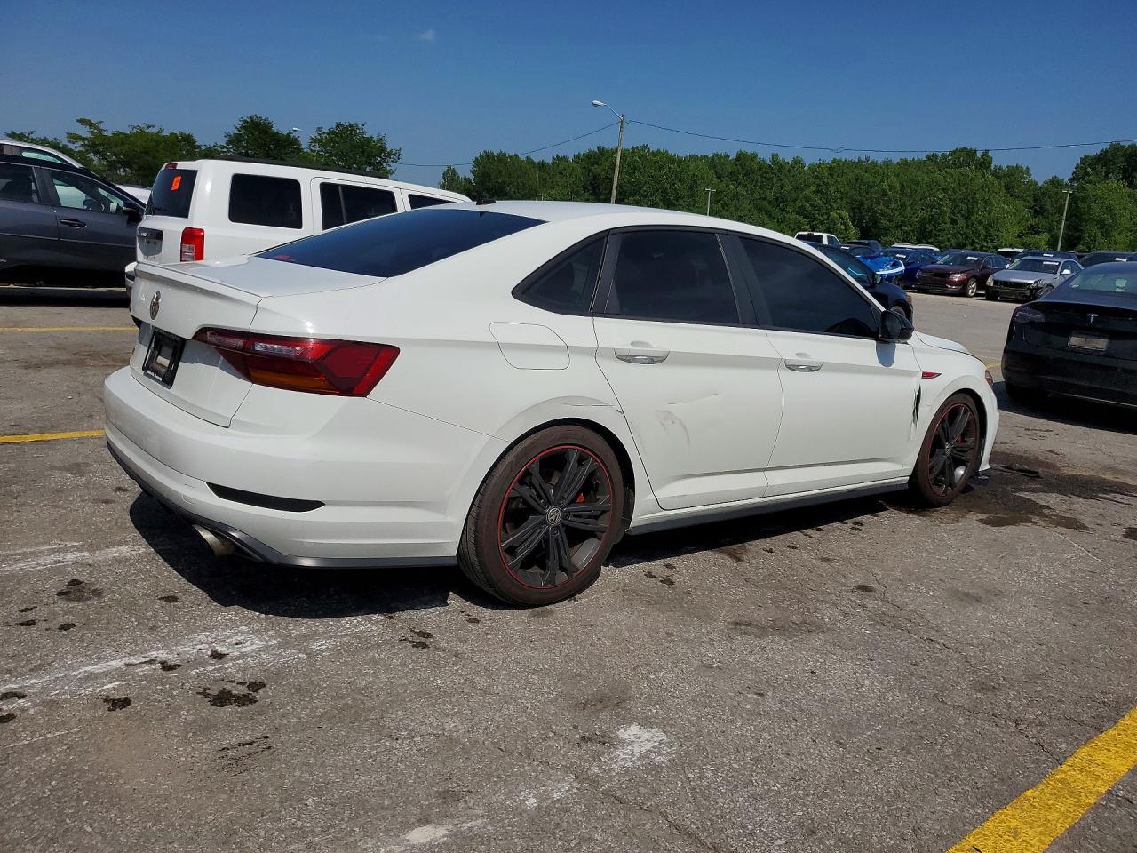 2019 Volkswagen Jetta Gli - Image 3
