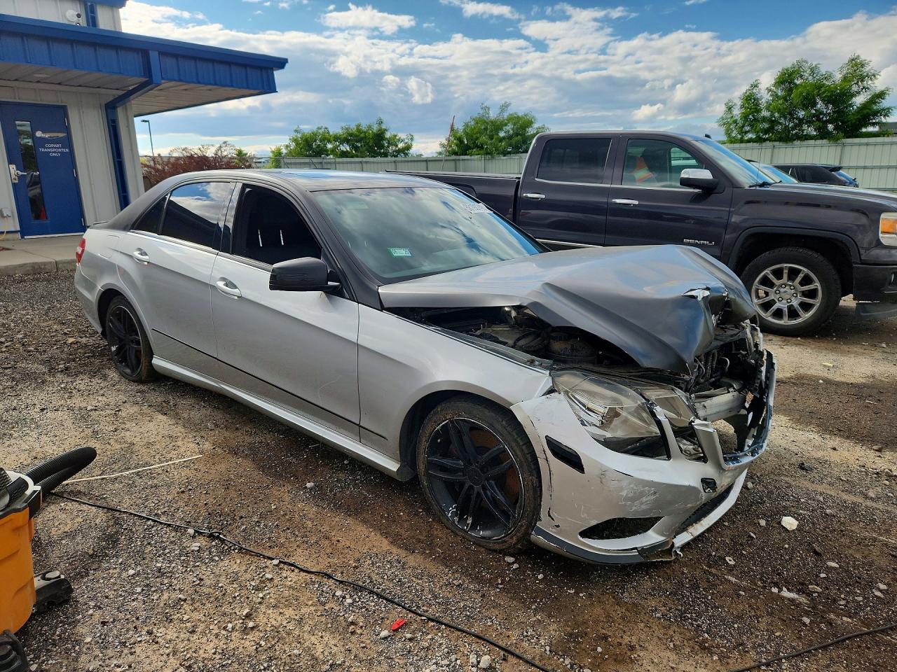 2011 Mercedes-Benz E 350 4Matic - Фото 4