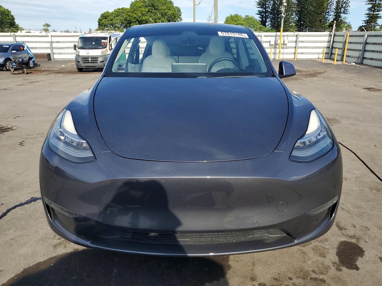 2020 Tesla Model Y - Фото 5
