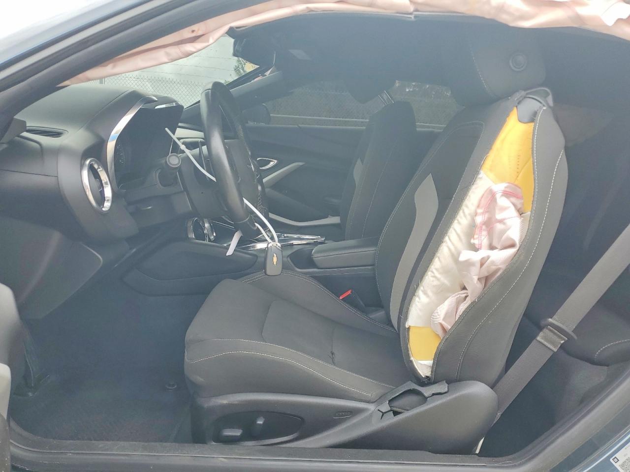 2019 Chevrolet Camaro Ls - Image 7