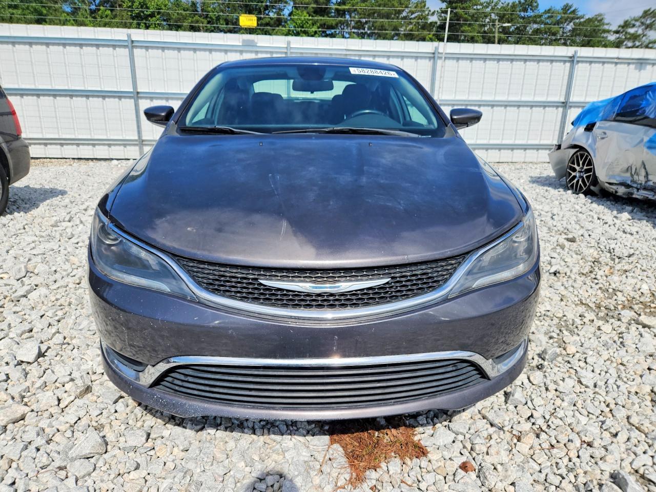 2015 Chrysler 200 Limited - Image 5