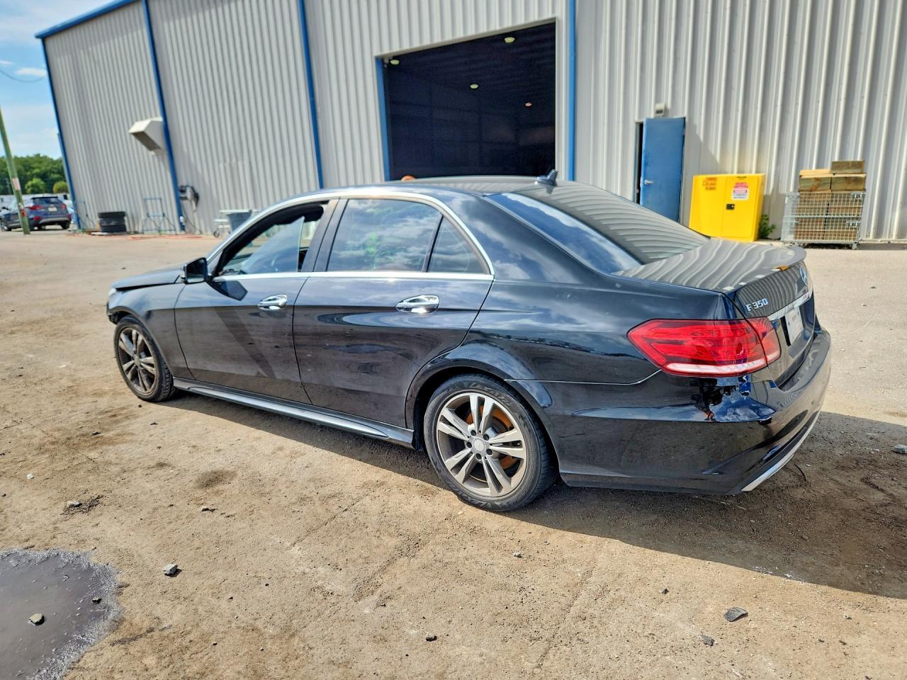 2016 Mercedes-Benz E 350 - Фото 2