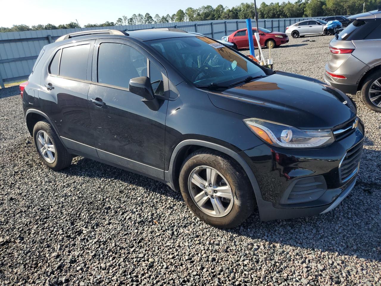 2021 Chevrolet Trax 1Lt - Image 4