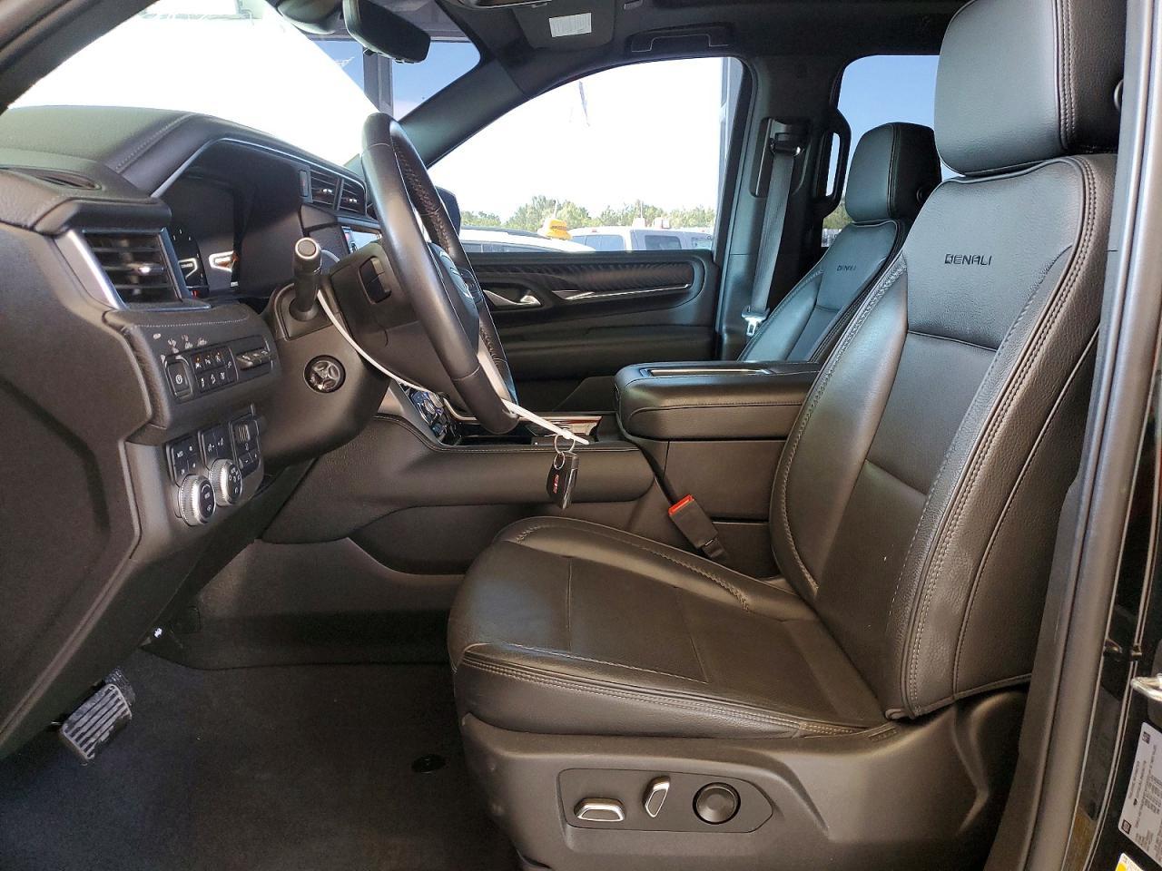 2022 GMC Yukon Xl Denali - Фото 7