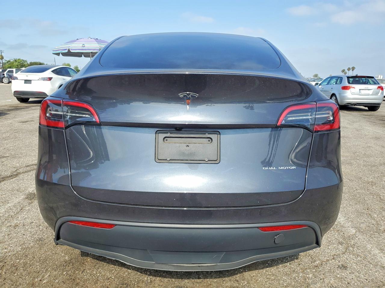 2024 Tesla Model Y - Фото 6