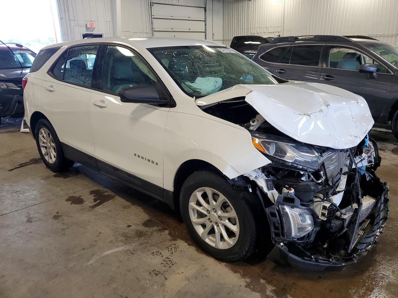 2019 Chevrolet Equinox Ls - Image 4