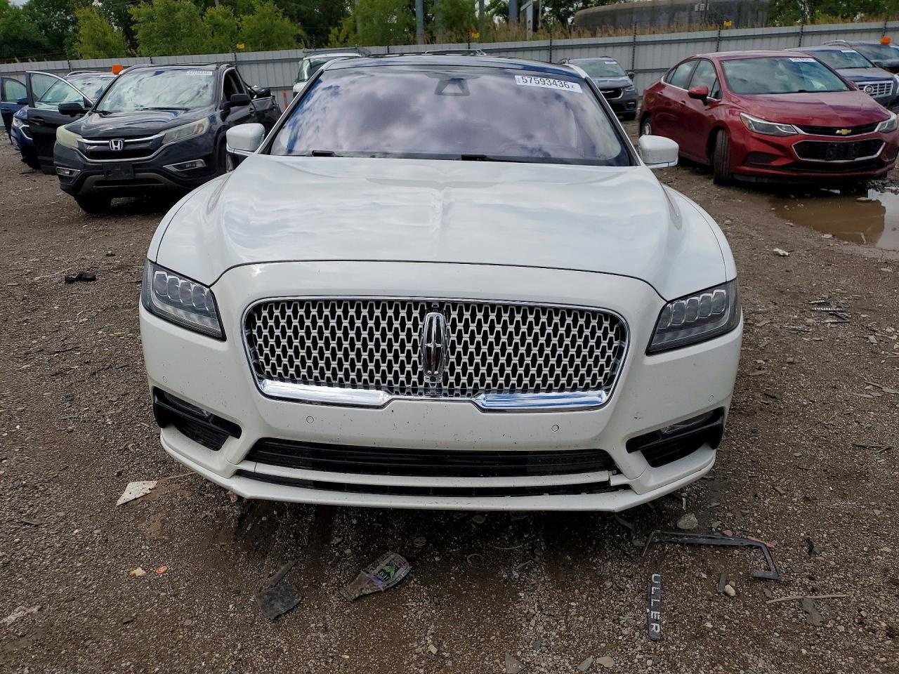 2020 Lincoln Continental Reserve - Фото 5