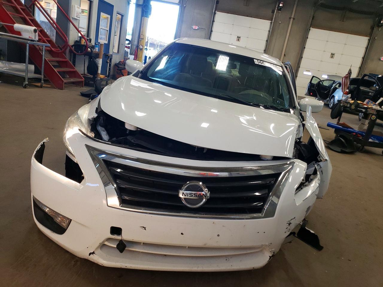 2015 Nissan Altima 2.5 S - Фото 5