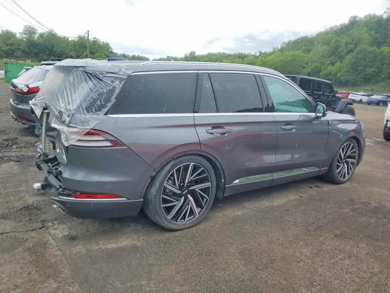 2025 Lincoln Aviator Reserve - Фото 3