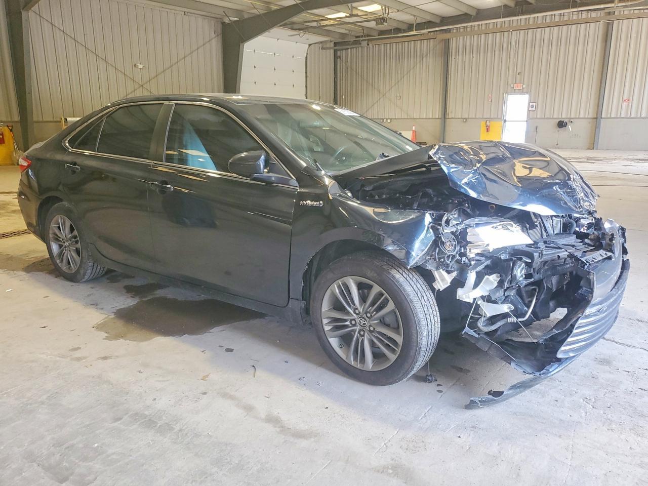 2017 Toyota Camry Hybrid Le - Фото 4