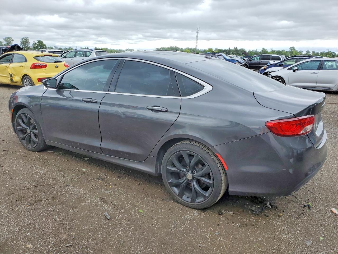 2016 Chrysler 200 C - Фото 2