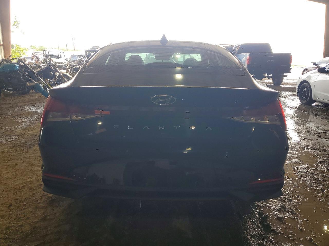 2023 Hyundai Elantra Sel - Фото 6