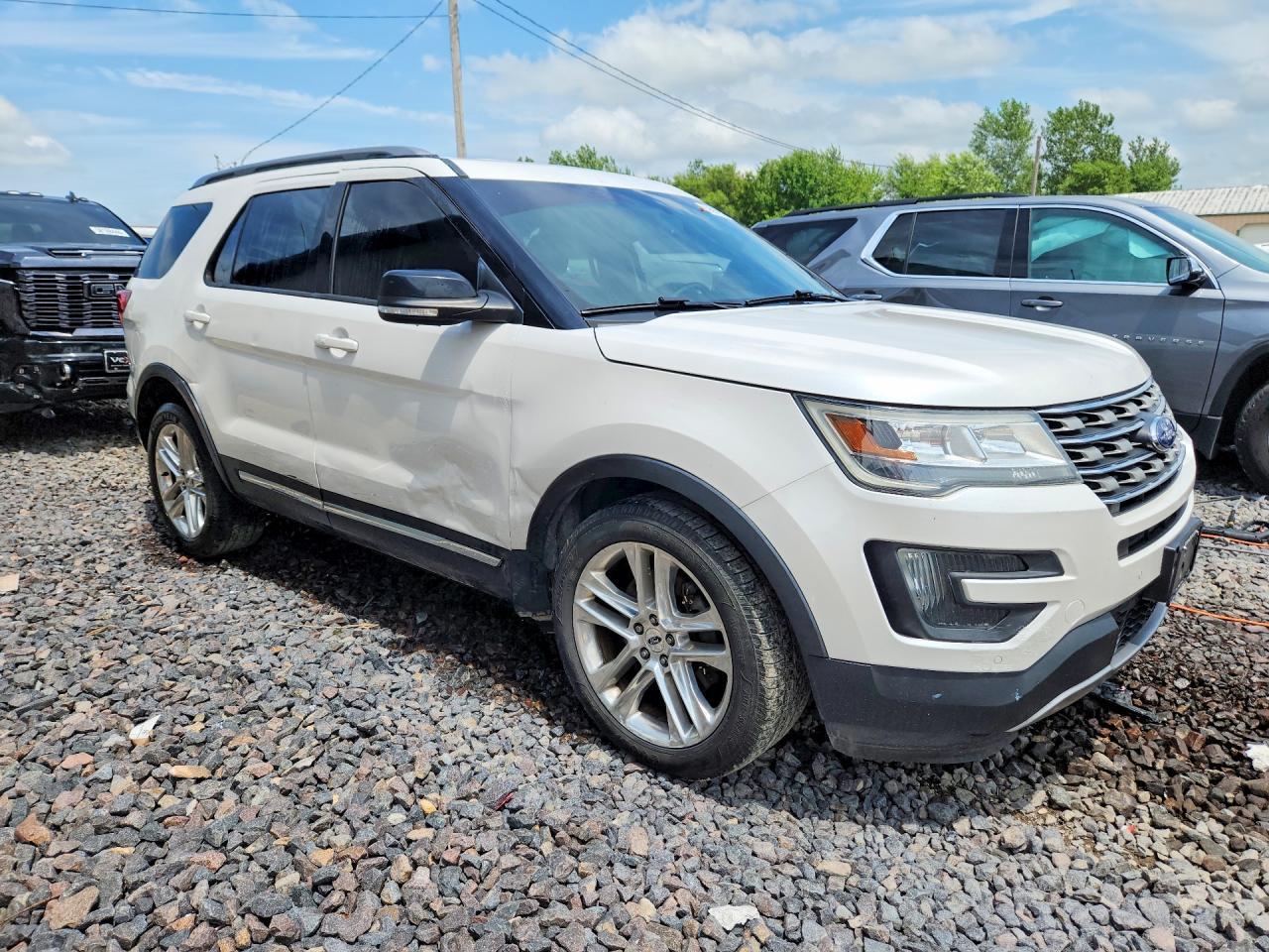 2016 Ford Explorer Xlt - Фото 4