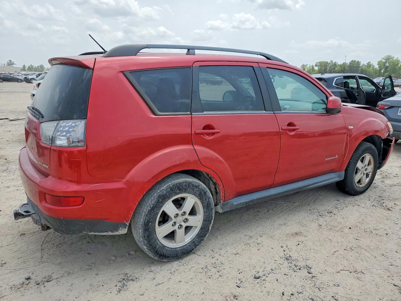 2012 Mitsubishi Outlander Es - Фото 3