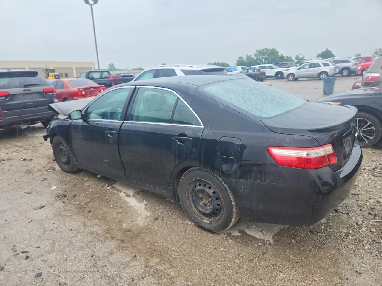 2007 Toyota Camry Le - Фото 2