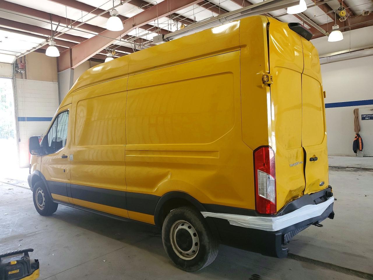 2019 Ford Transit T-250 - Фото 2