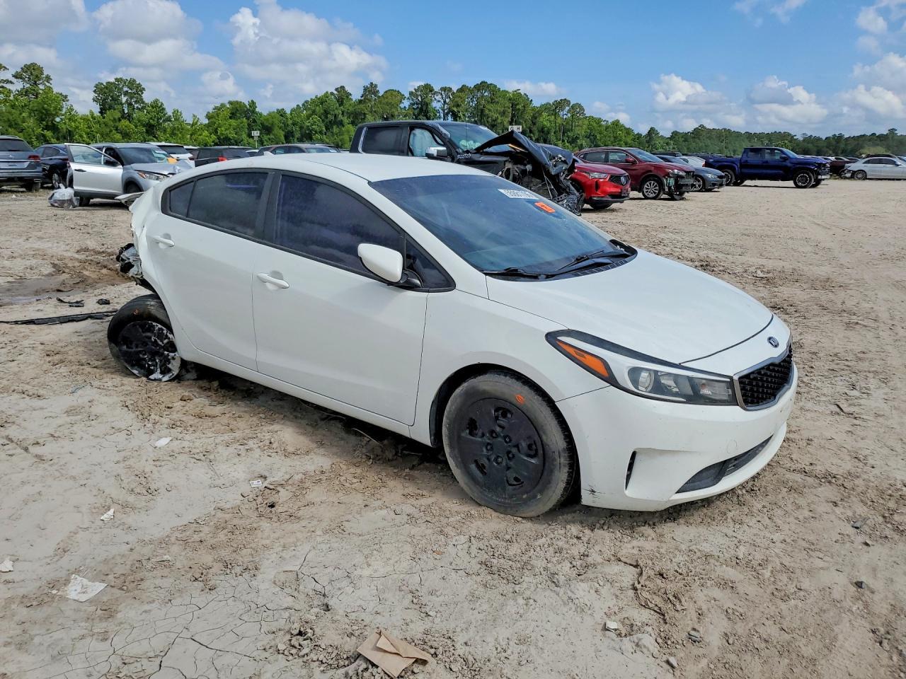 2018 Kia Forte - Фото 4