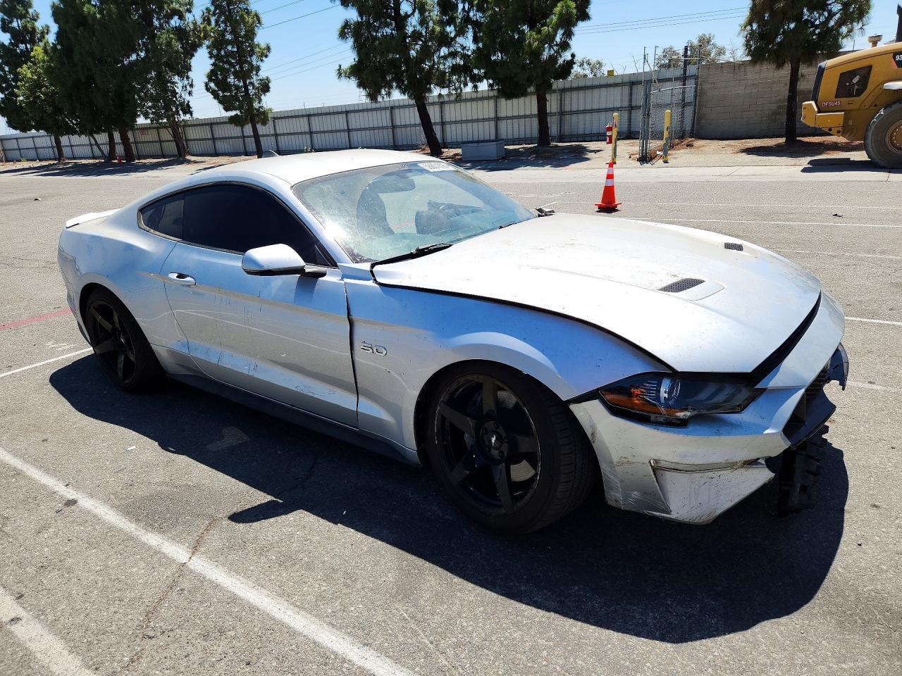 2019 Ford Mustang Gt - Фото 4