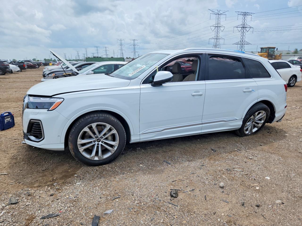 2025 Audi Q7 Premium Plus