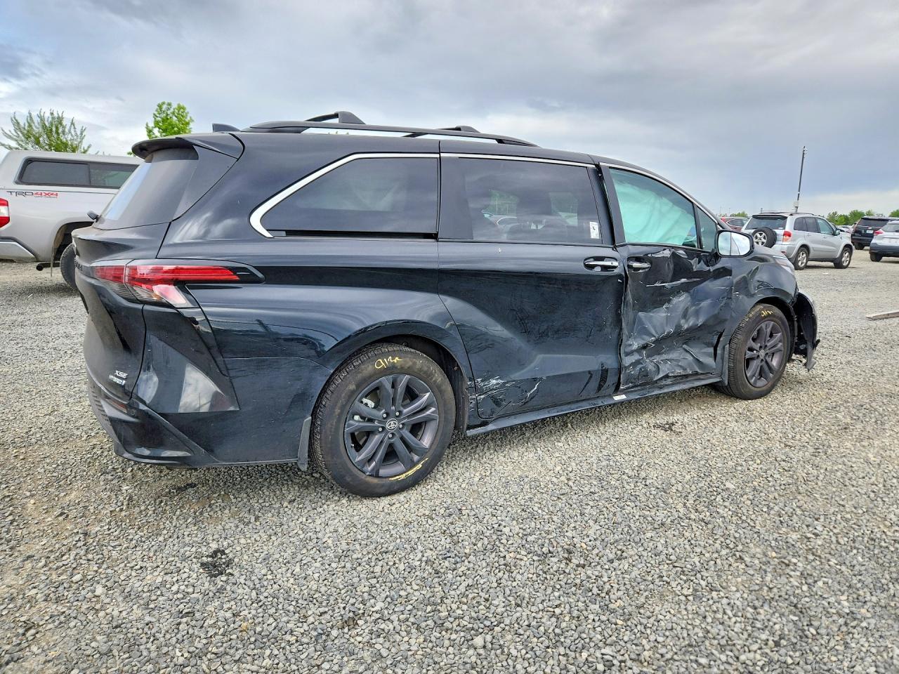 2024 Toyota Sienna Xse - Фото 3